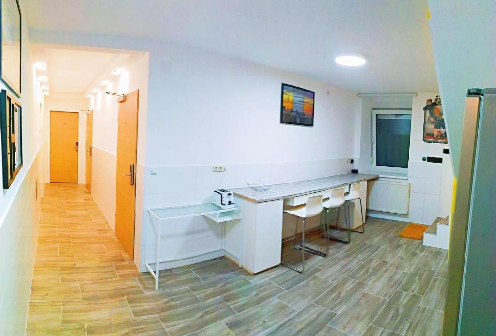 Smart Mini Hotel Viena Exterior foto